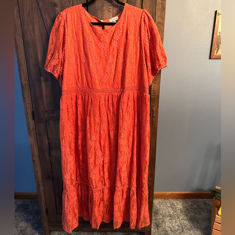 Plus size coral dress with lace detail